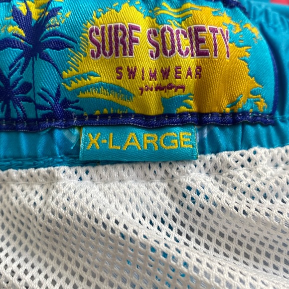 Pre-Owned Surf Society Men’s Swimwear Polar Bear Prints Size XL ( 142 A ) - Picture 2 of 3